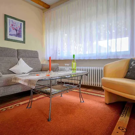 Apartment Waltraud Doll *