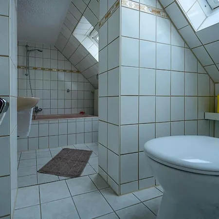 Apartment Waltraud Doll *